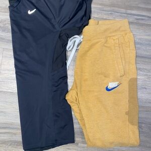 Nike Mens Yellow Jogger Pants & Black Tee Deal